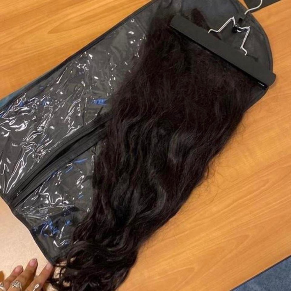 Bellami 24inch 260g Silk Seam Clip in Extensions off black